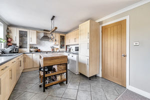 Kitchen- click for photo gallery